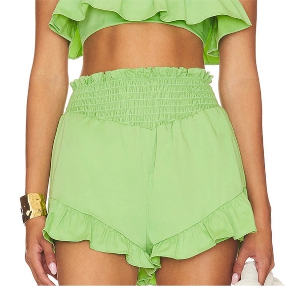 Camila Coelho Pants - NWT! Camila Coelho Green “Brittany”Ruffle High Waist Shorts Size Medium